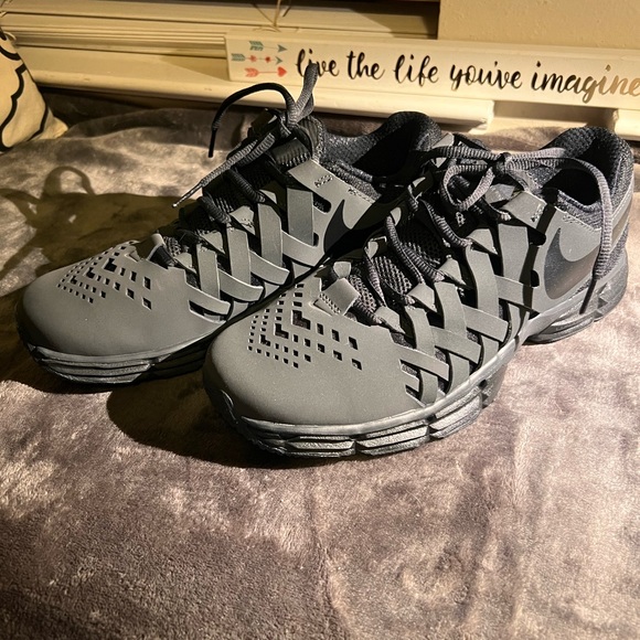 lunar fingertrap tr training shoes